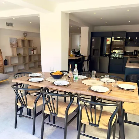 Casa Mynka - Calme - Clim Reversible Centralisee - Wifi - Bureaux - Parking - Equipements Bebes- Sudsejourconciergerie