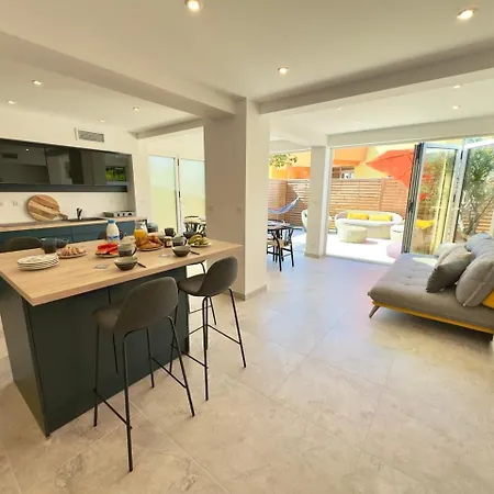 Casa Mynka - Calme - Clim Reversible Centralisee - Wifi - Bureaux - Parking - Equipements Bebes- Sudsejourconciergerie Ferienhaus *